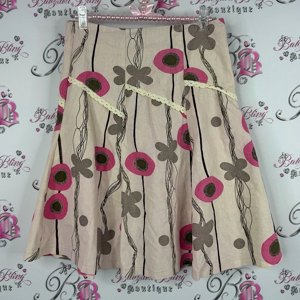 Floral Patterned Skirt ruffle tiered pleated style lace details pink cream